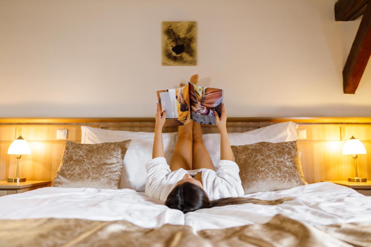 Hotel Historia & Historante