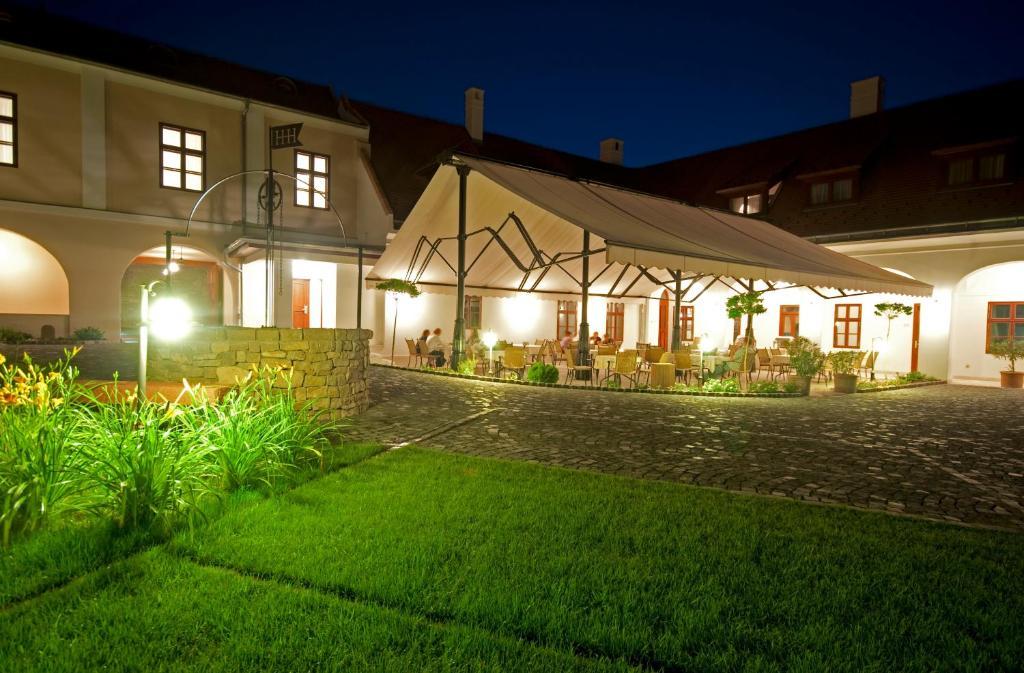 Historia & Historante Veszprém