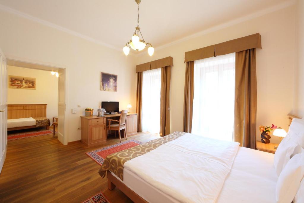 Historia & Historante Hotel