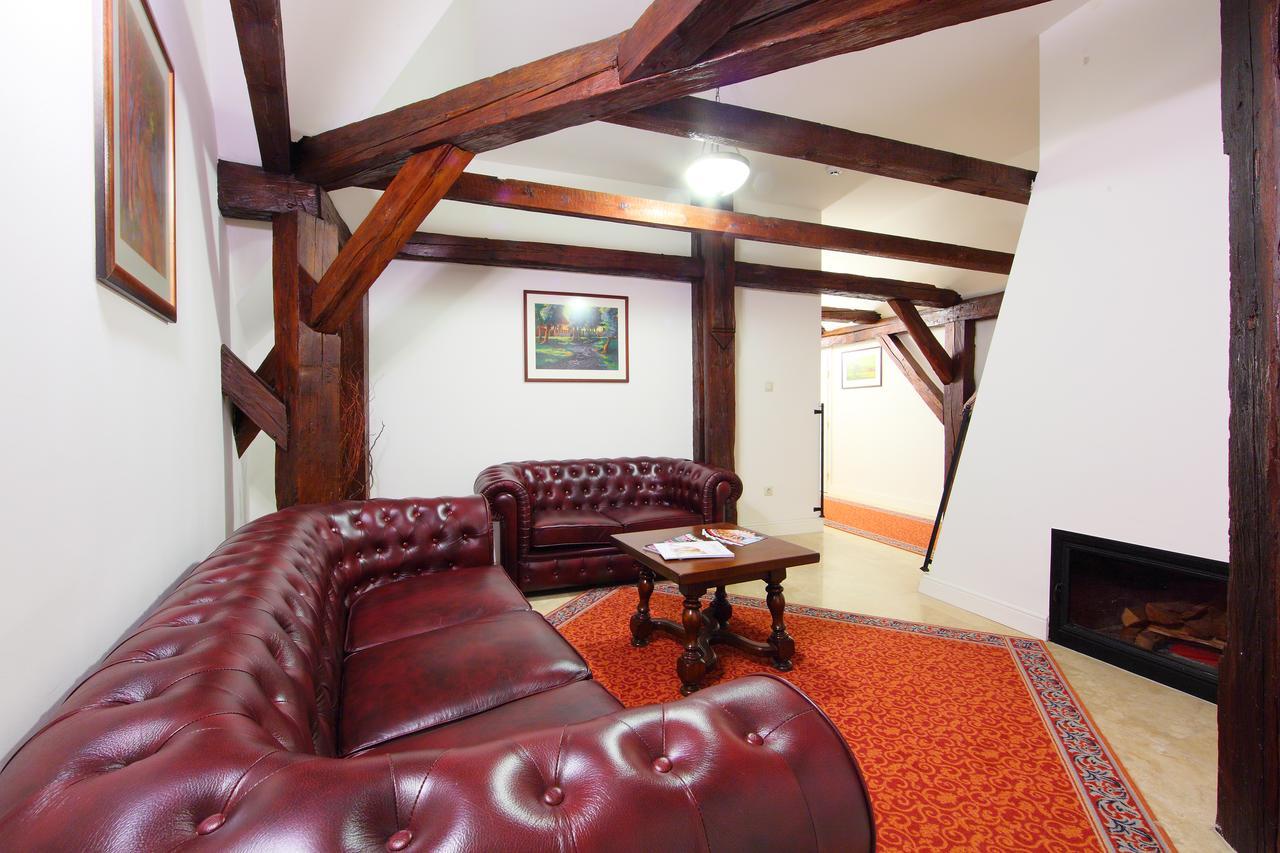 Historia & Historante Hotel